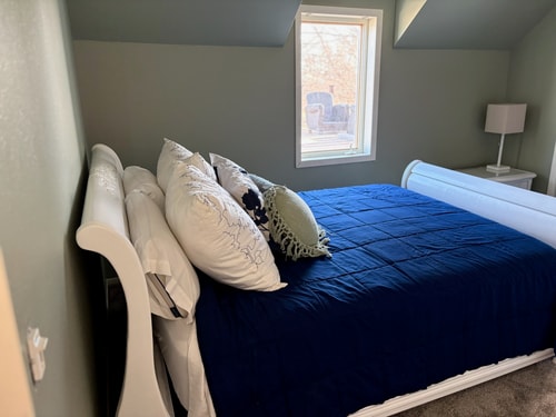 Bed & Breakfast • King Bed + Game Room + Fire Pit