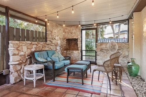 Beach Path • Pools • Courts • Fenced Yard • Bikes