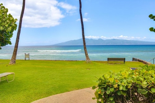 Beachfront • Pool + Hot Tub • Pickleball, Tennis