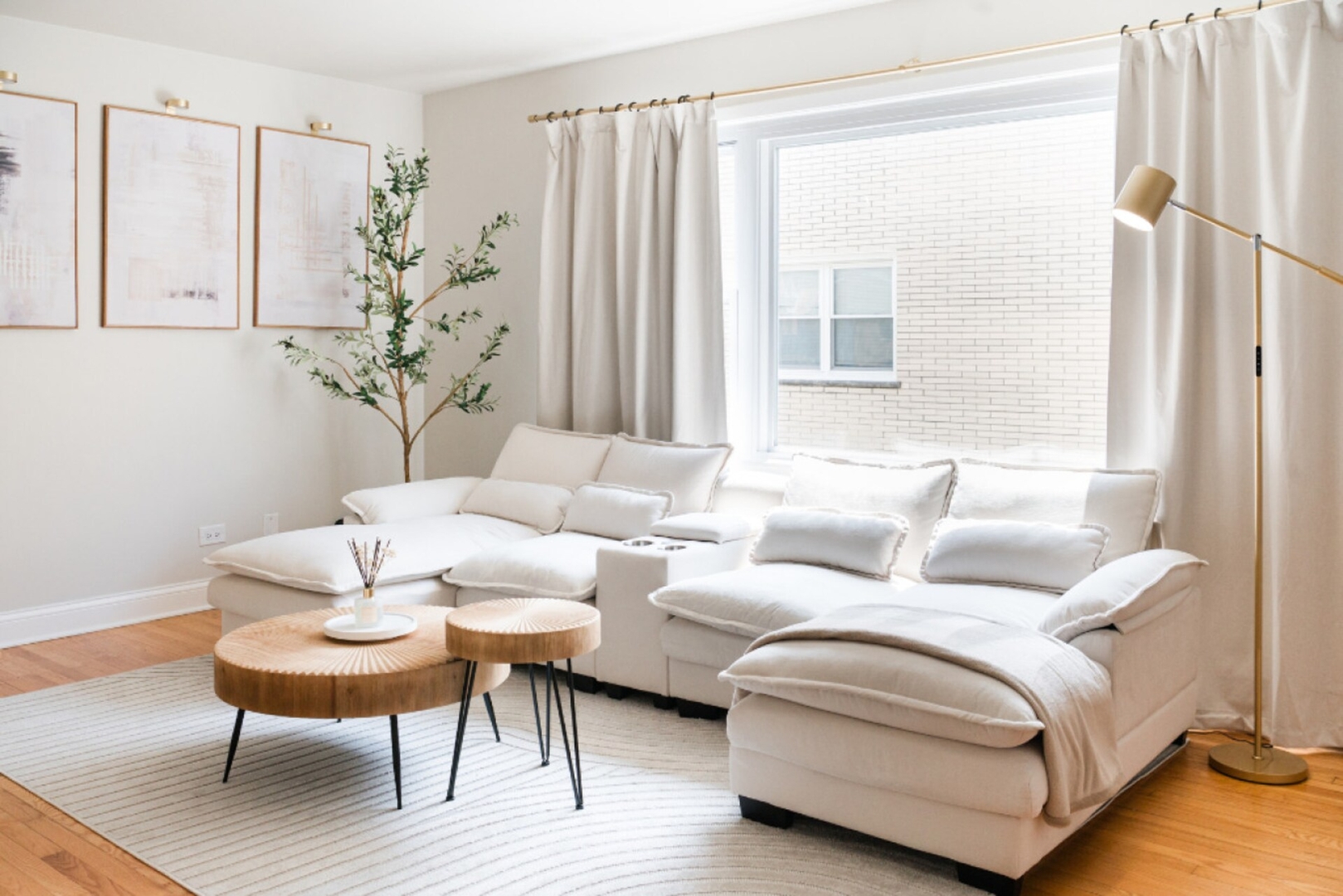 2br • Newly Furnished Modern Apt • Near O'hare - Chicago, IL