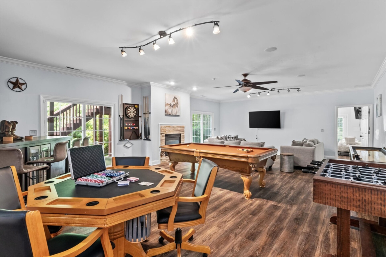 Game Room And Home Gym - Spacious And Stylish Retreat - North Carolina