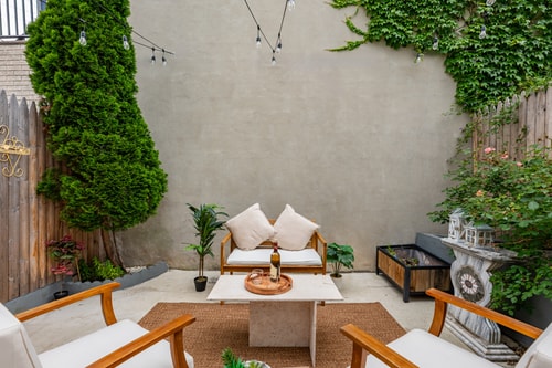 Modern Condo with Private Porch | Mins to NYC