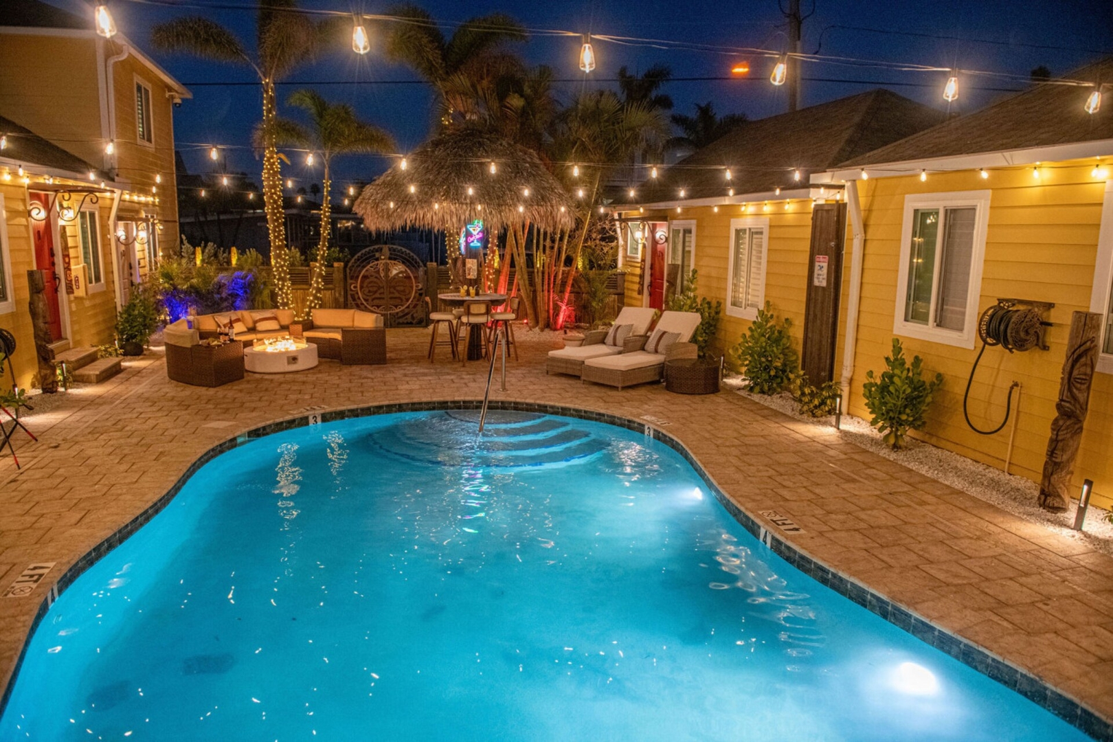 Queen Bed-step 2 Madeira Beach-heated Pool-private - Madeira Beach, FL
