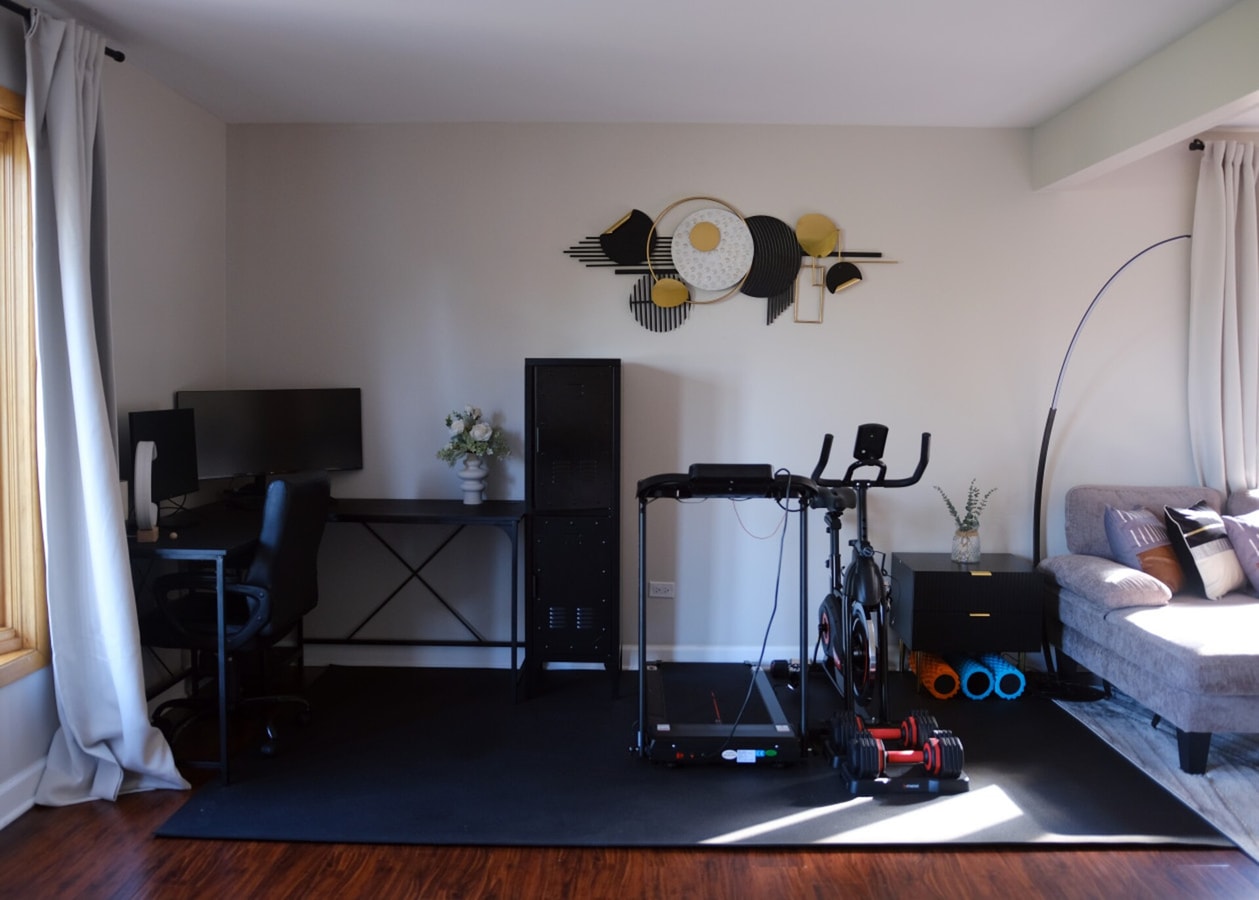 Private Gym and Workspace & in Quiet Location