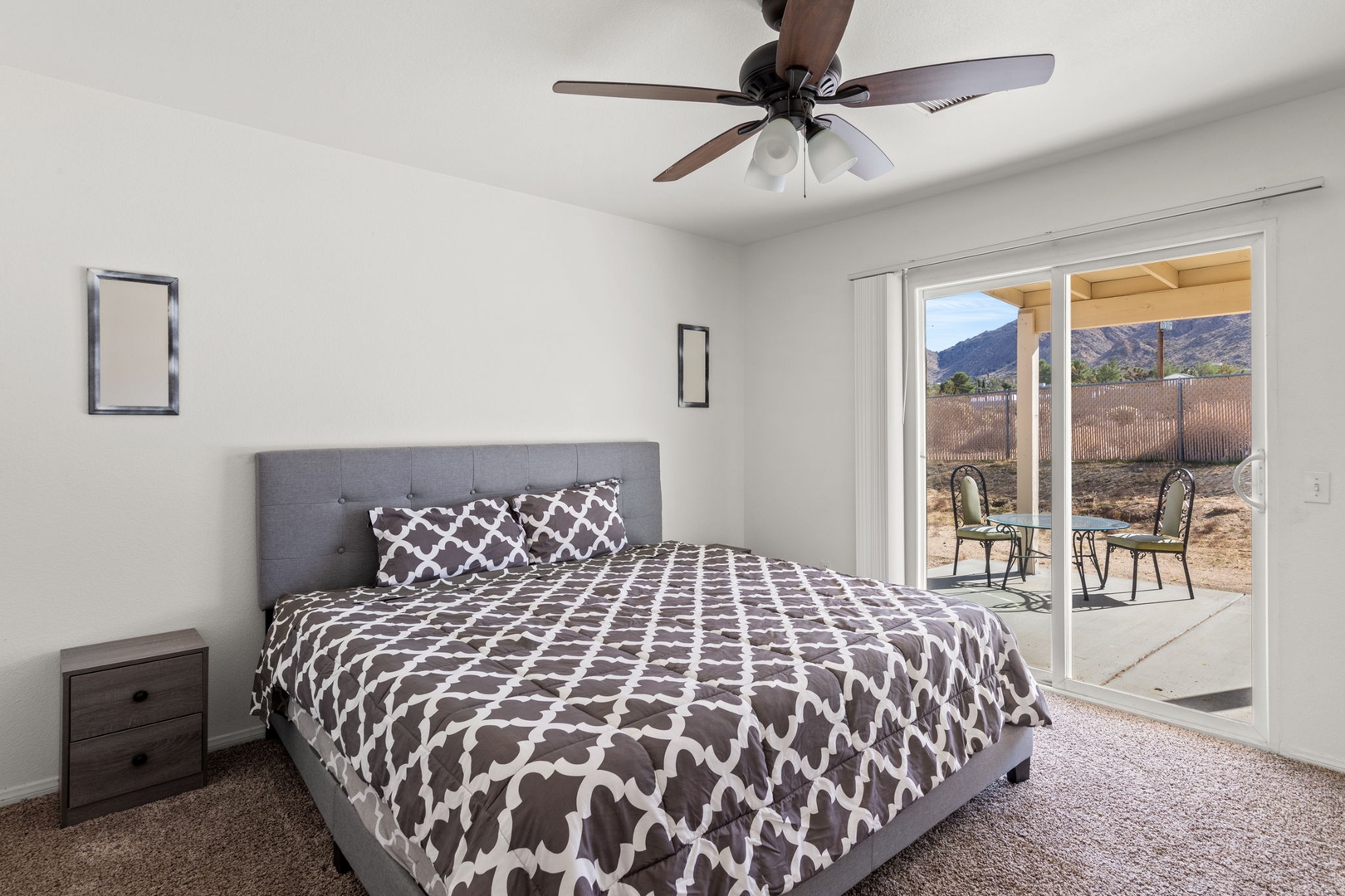 Covered Patio • Desert Views • Near Joshua Tree - Joshua Tree, CA
