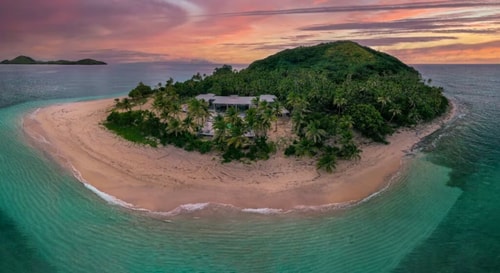 Fiji Private Island • Oceanfront Pool • Sleeps 12