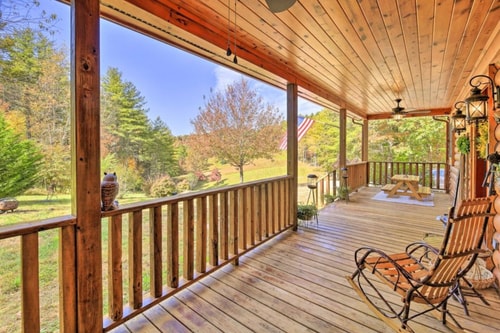 Serene 4BR Mouth of Wilson Countryside Retreat