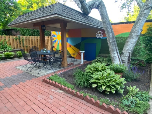Oasis by Frick Park w Garage Parking