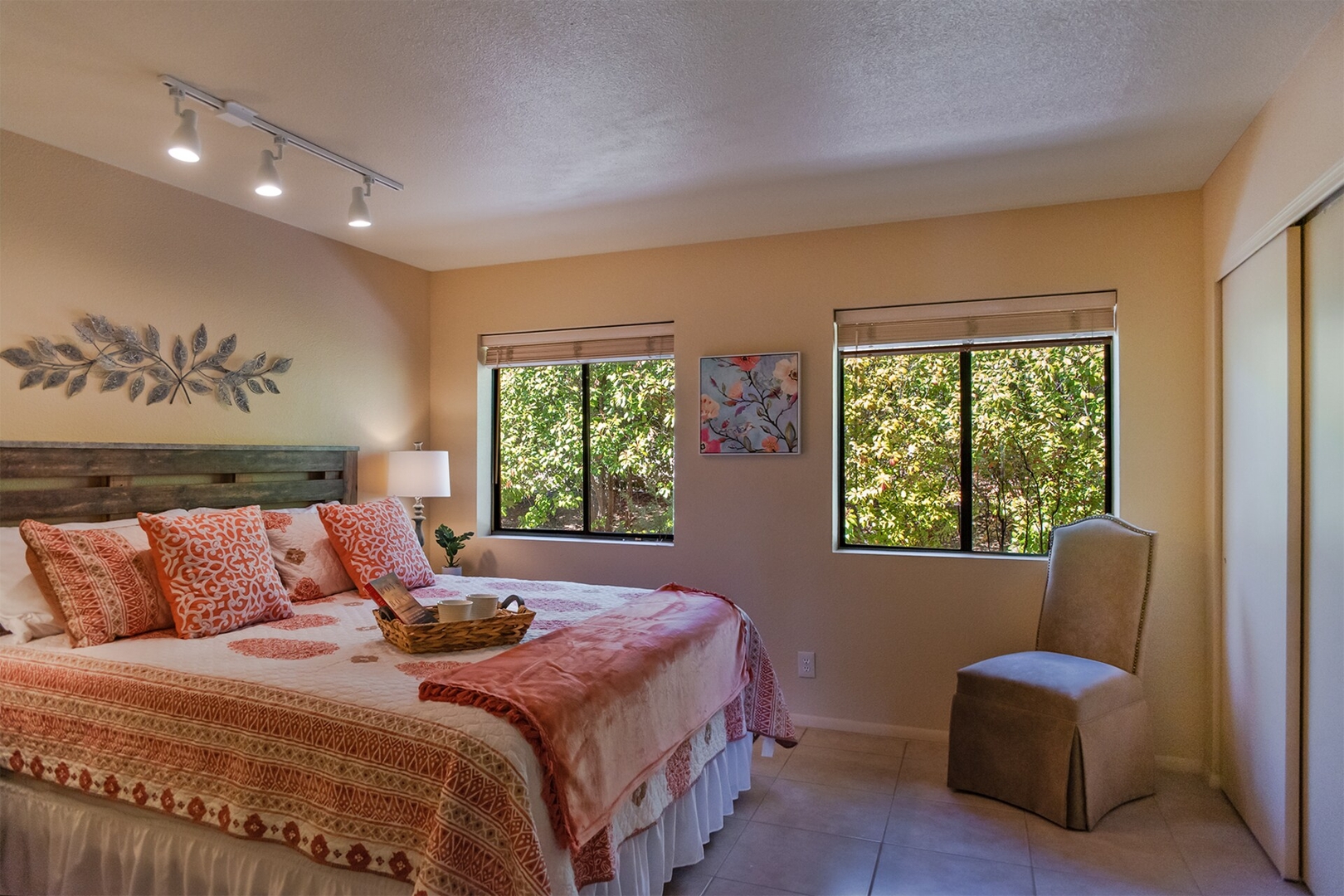 Unit B - Hummingbird Villa @ Uptown View Villas 16 Vista Ridge Sedona
