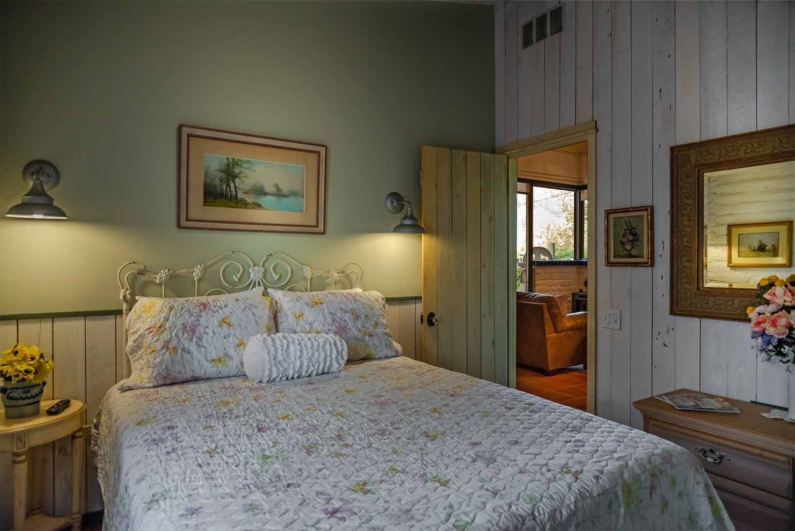 385 Uptown Artist Cottage 19 Vista Ridge Sedona