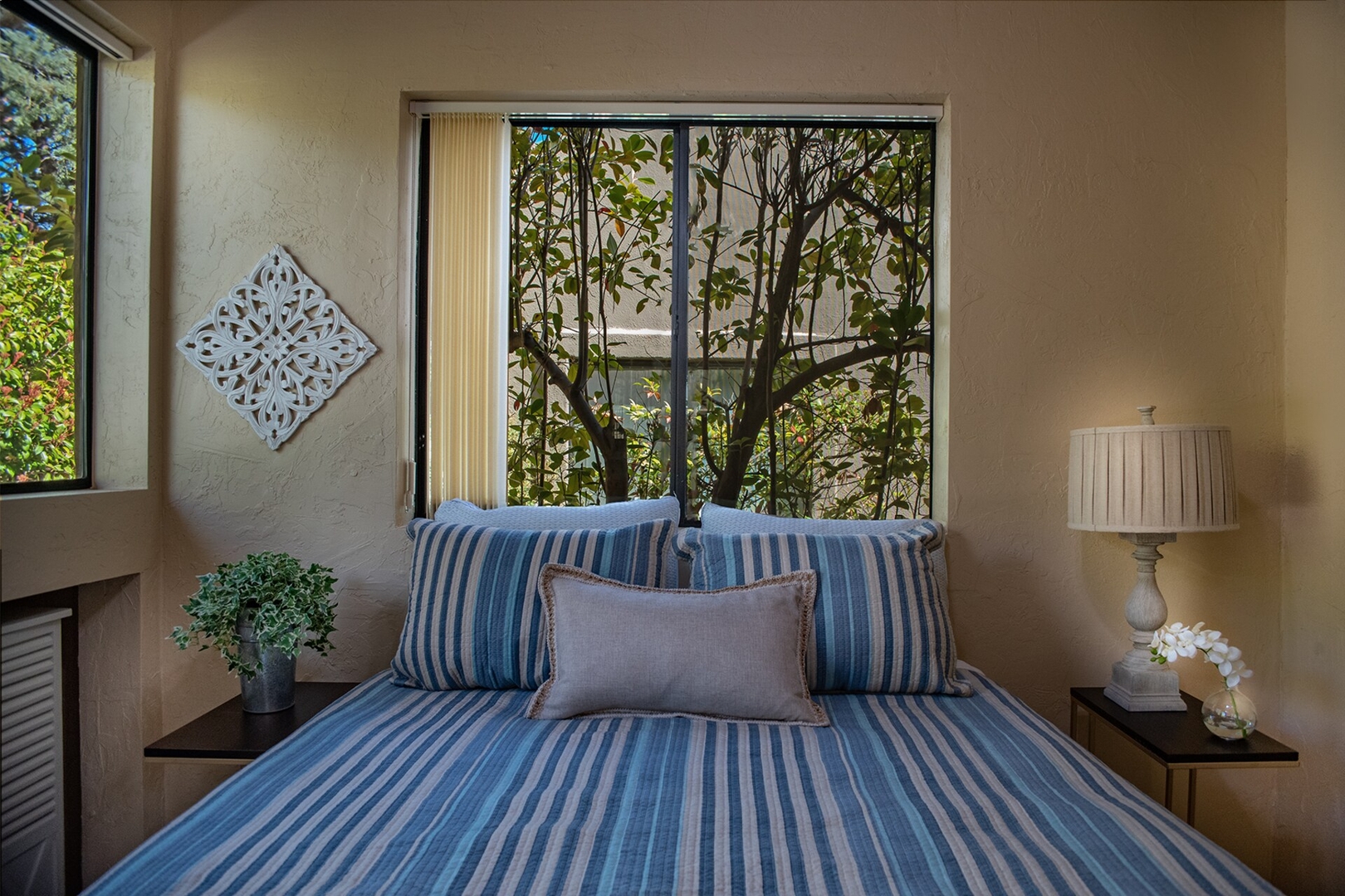 Unit B - Hummingbird Villa @ Uptown View Villas 24 Vista Ridge Sedona