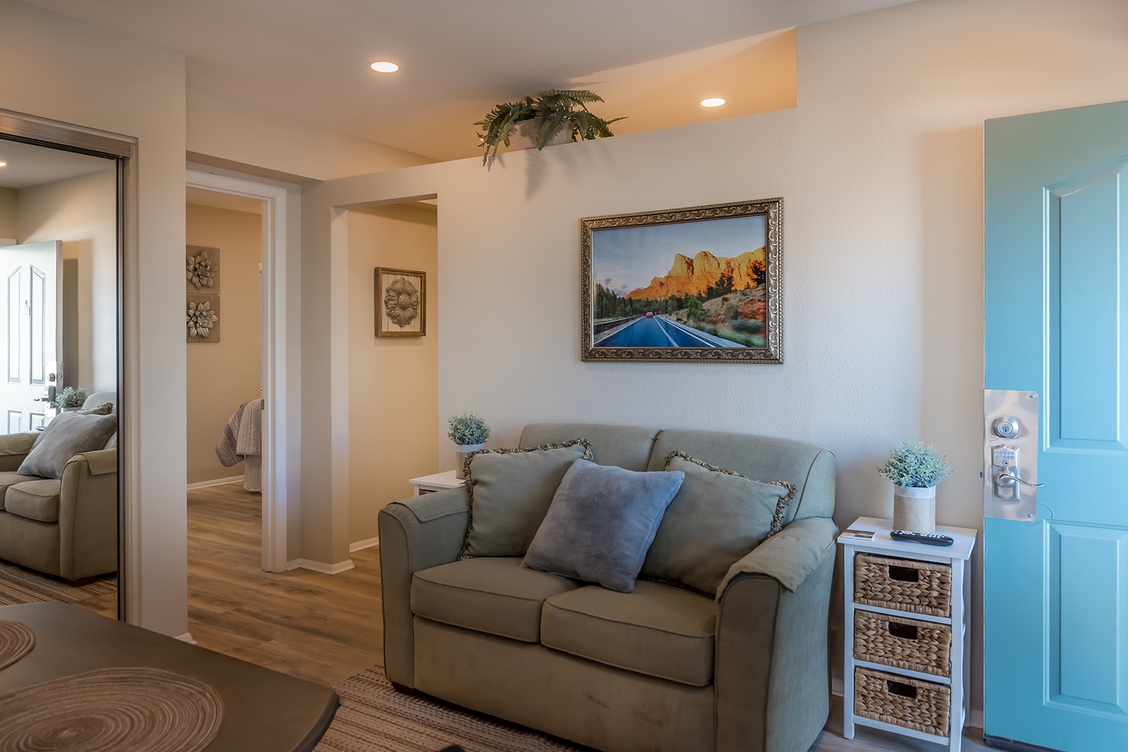 Sedona Uptown Suites 107 - Arizona Sun Suite 5 Vista Ridge Sedona