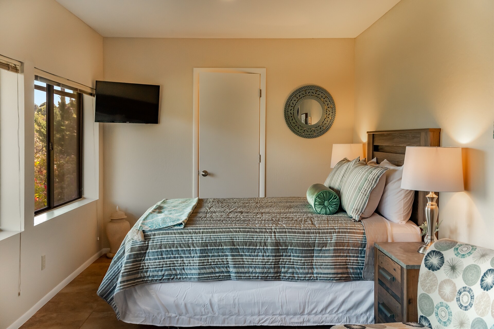 Unit F2 - Red Hawk Studio @ Uptown View Villas 2 Vista Ridge Sedona