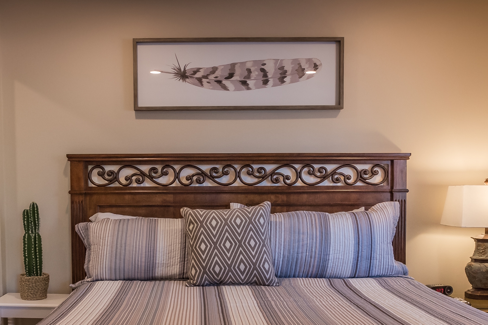 Sedona Uptown Suites - 101 The Saguaro Junior Suite 4 Vista Ridge Sedona