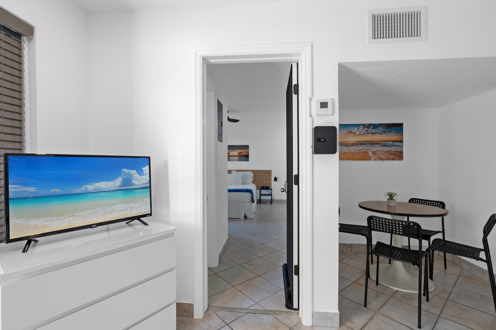 1BR SUITE | 2 QUEENS + KITCHEN + 2 BATHS 25 Hollywood Sunrise Hotel