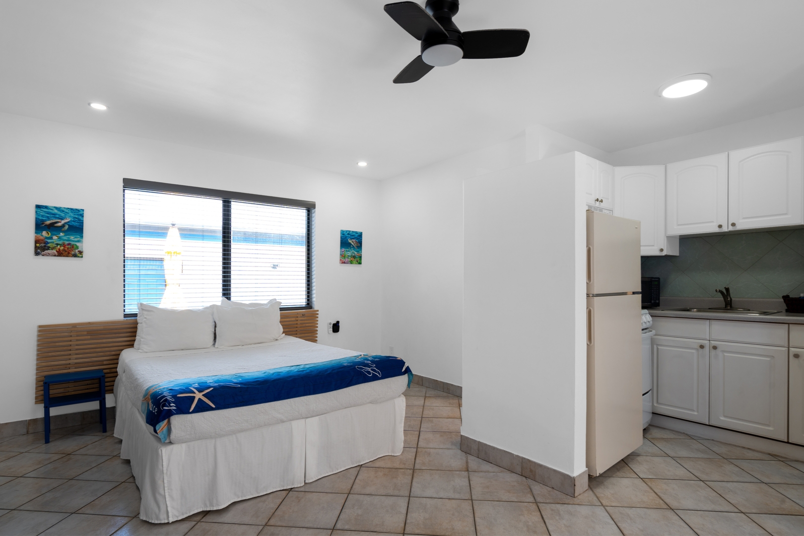 QUEEN STUDIO + KITCHEN | CLEAN & BRIGHT 14 Hollywood Sunrise Hotel