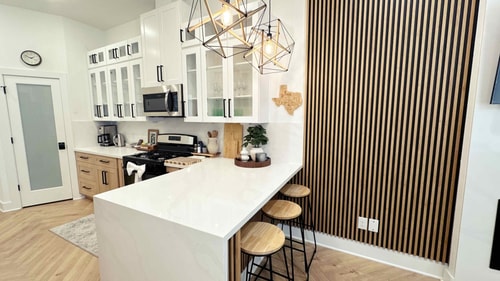 Luxury 3br Near Texas Medical*NRG Stadium*Garage gallery image 4