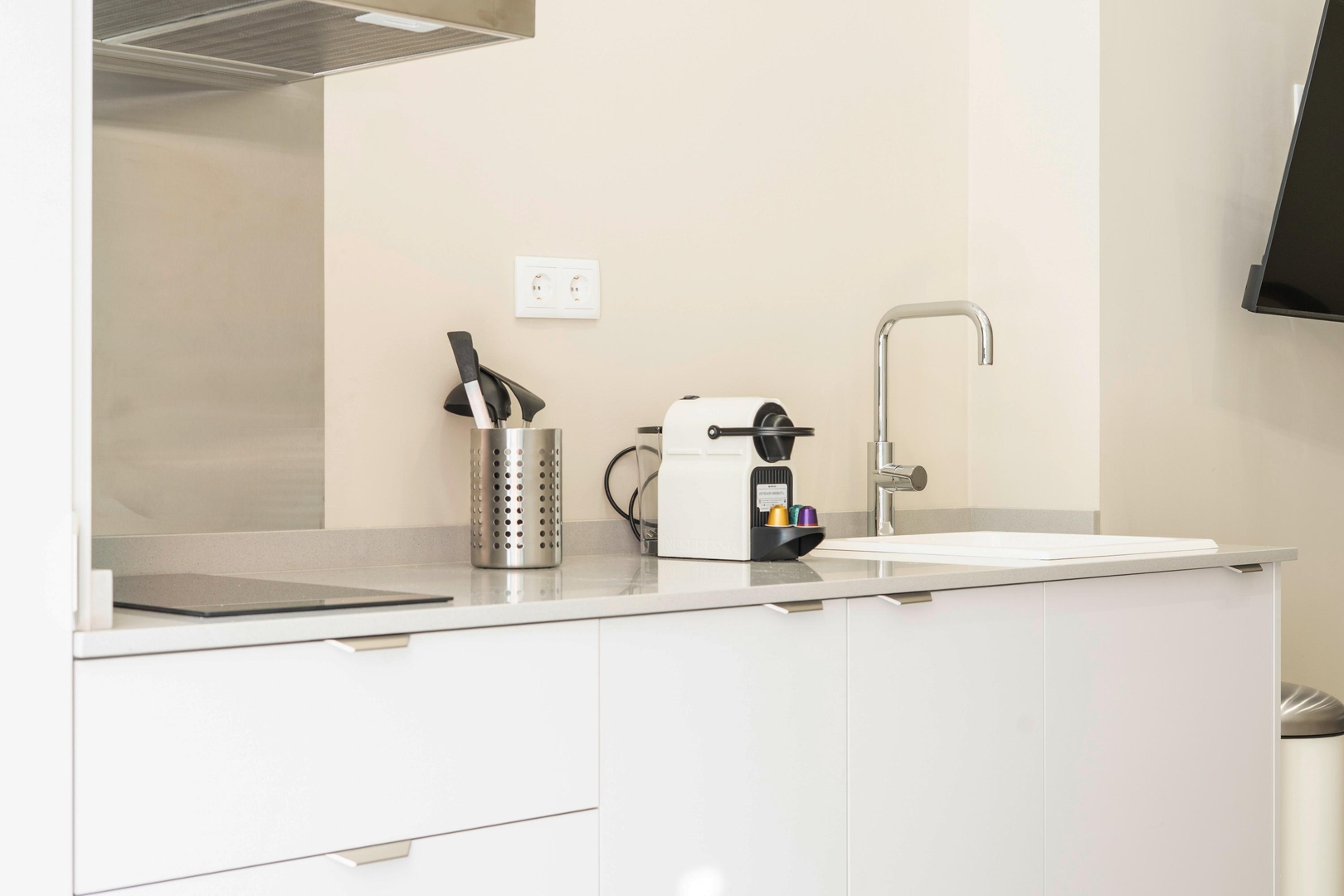 VLC HOST - Sumsi B 9 VLC Host