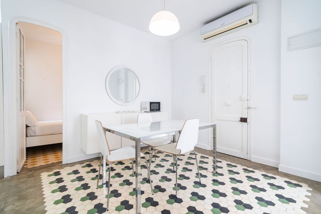 VLC Host - Erudito Orellana 12 VLC Host