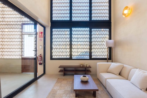 VLC Host - Reina 166 B VLC Host