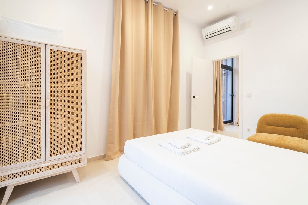 VLC Host - Cubells Bajo B 25 VLC Host