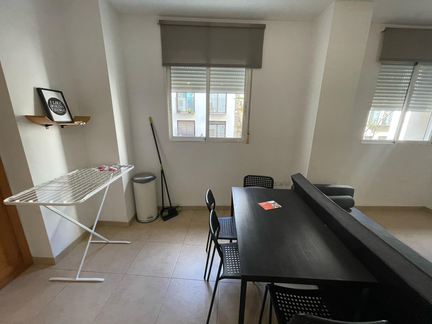 VLC HOST - Poeta Llombart 3 4 VLC Host