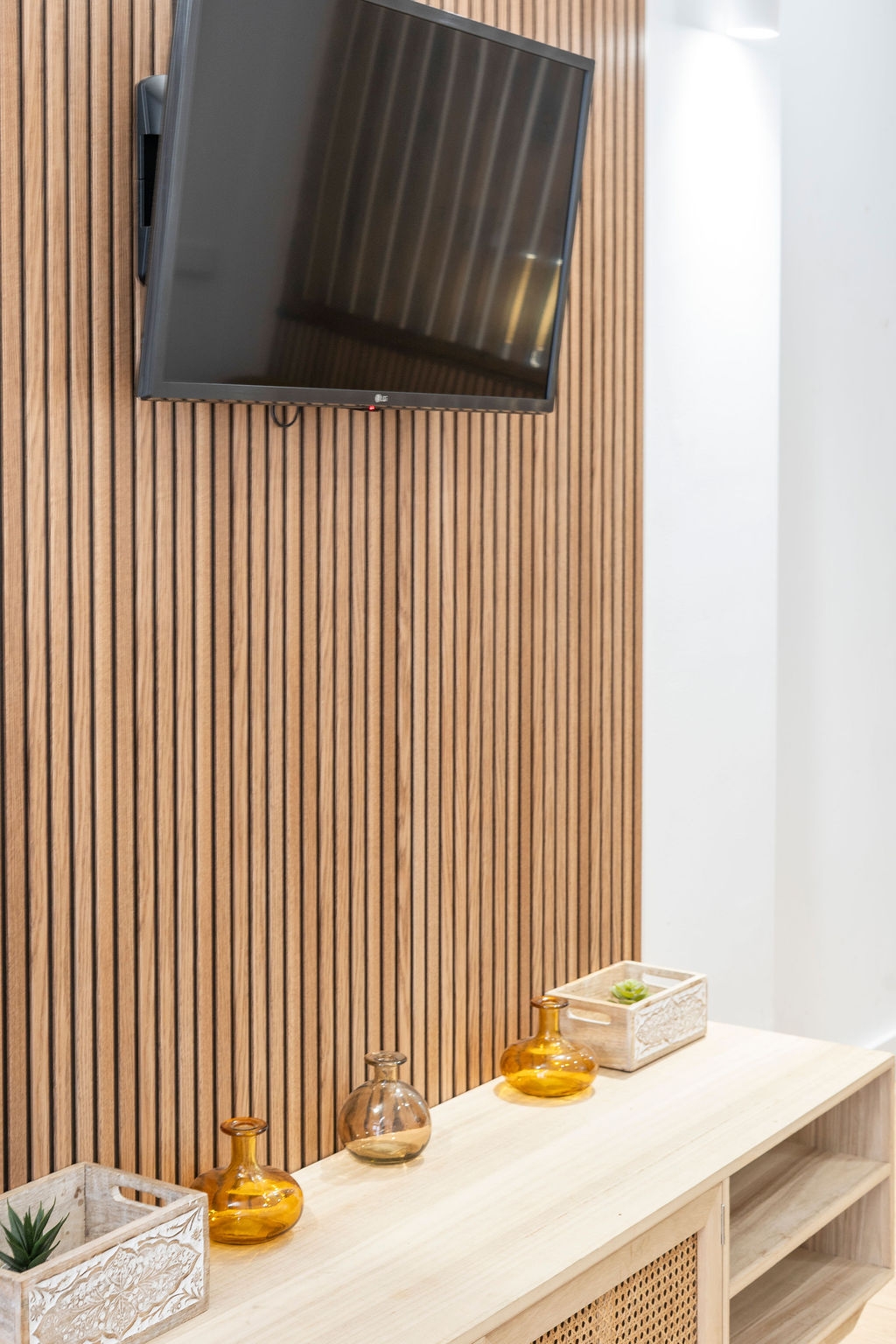 VLC HOST - San Jacinto A 28 VLC Host