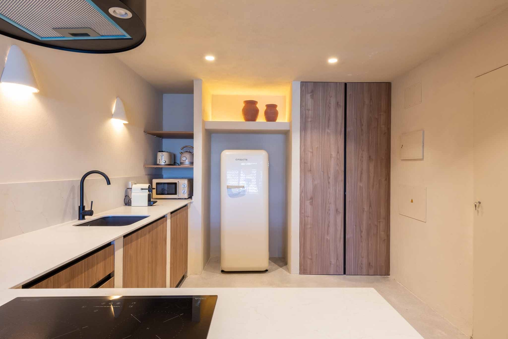 VLC Host - Reina 166 B 17 VLC Host