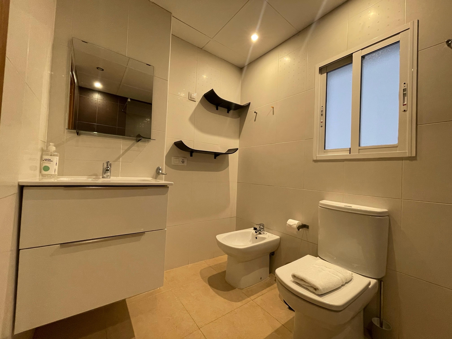 VLC HOST - Poeta Llombart 3 18 VLC Host