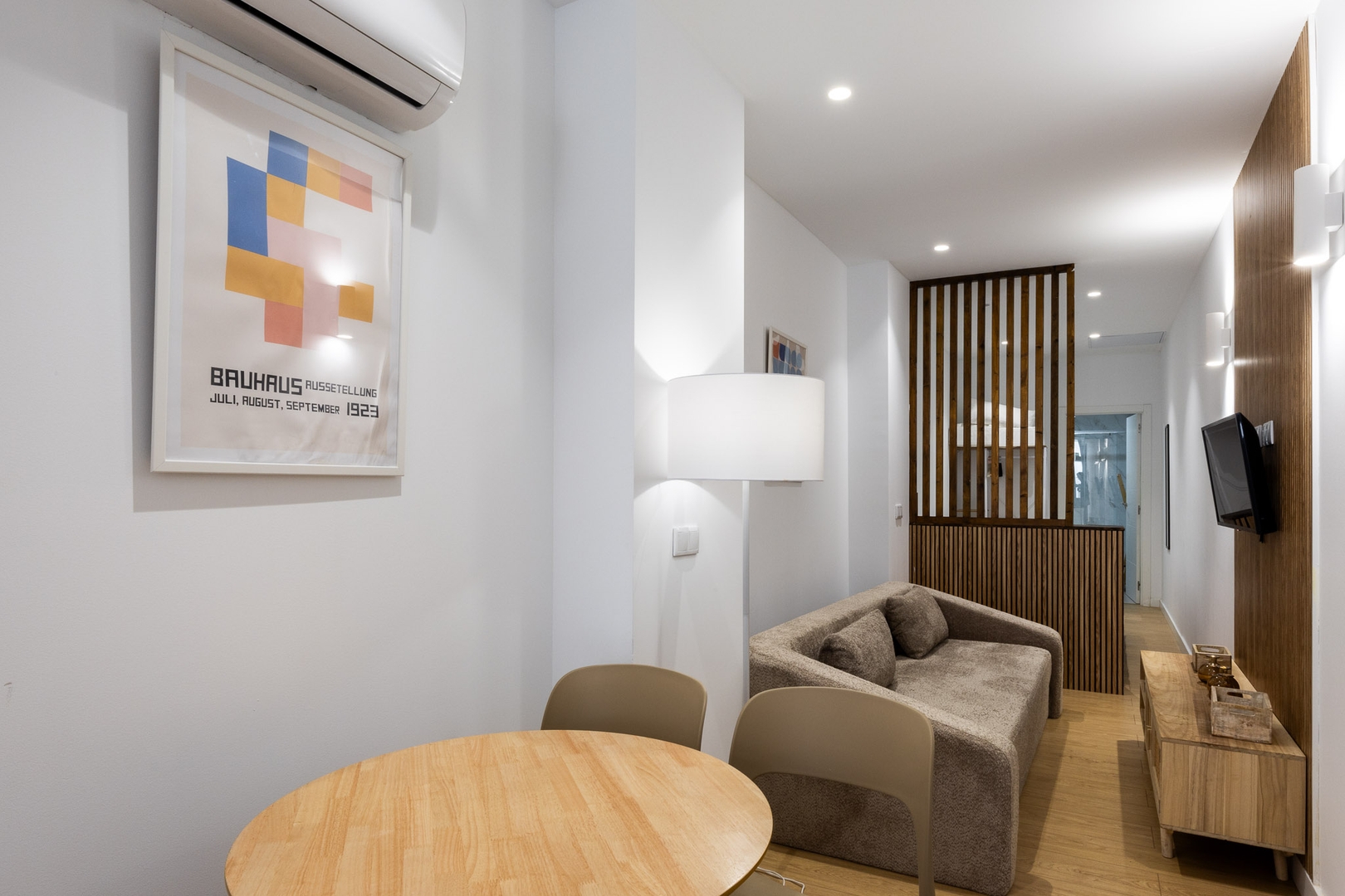 VLC HOST - San Jacinto C 9 VLC Host