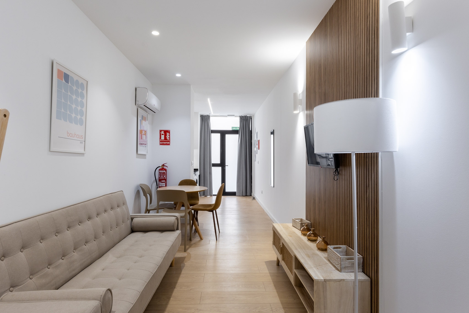 VLC HOST - San Jacinto D 9 VLC Host