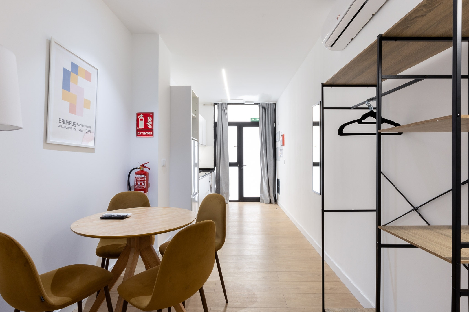 VLC HOST - San Jacinto E 14 VLC Host