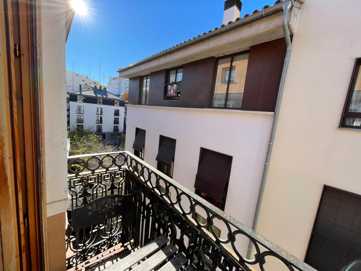 VLC HOST - Poeta Llombart 7 2 VLC Host