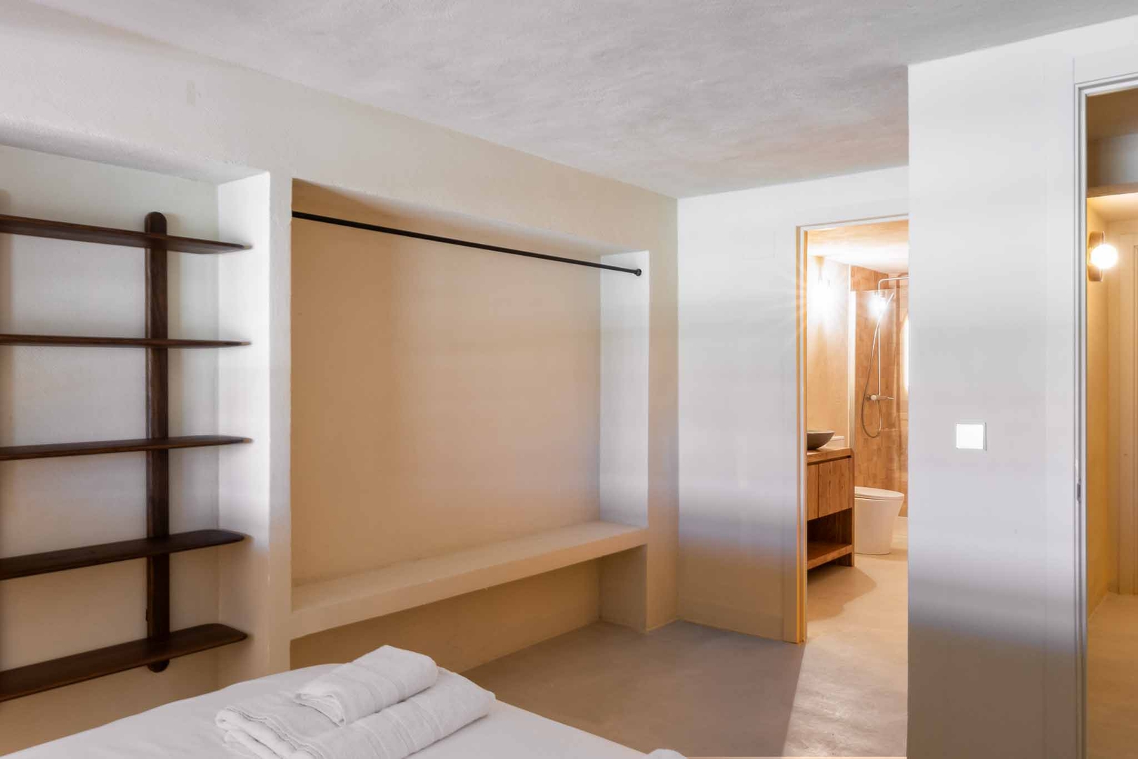 VLC Host - Reina 166 B 26 VLC Host