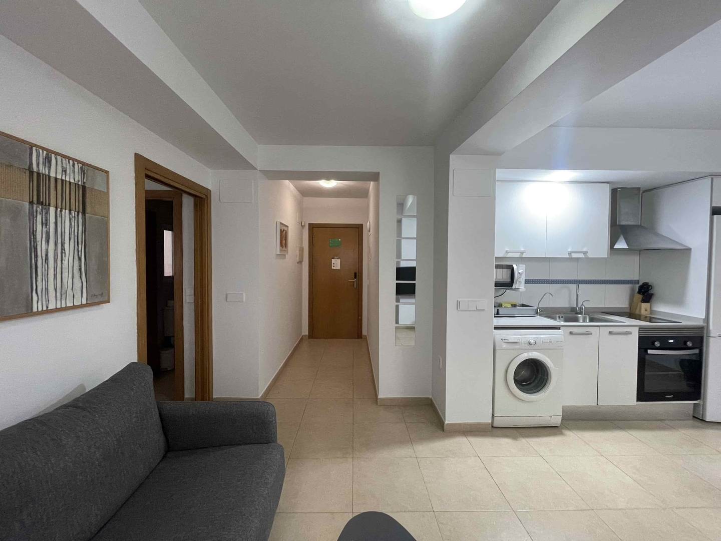 VLC HOST - Poeta Llombart 1 3 VLC Host