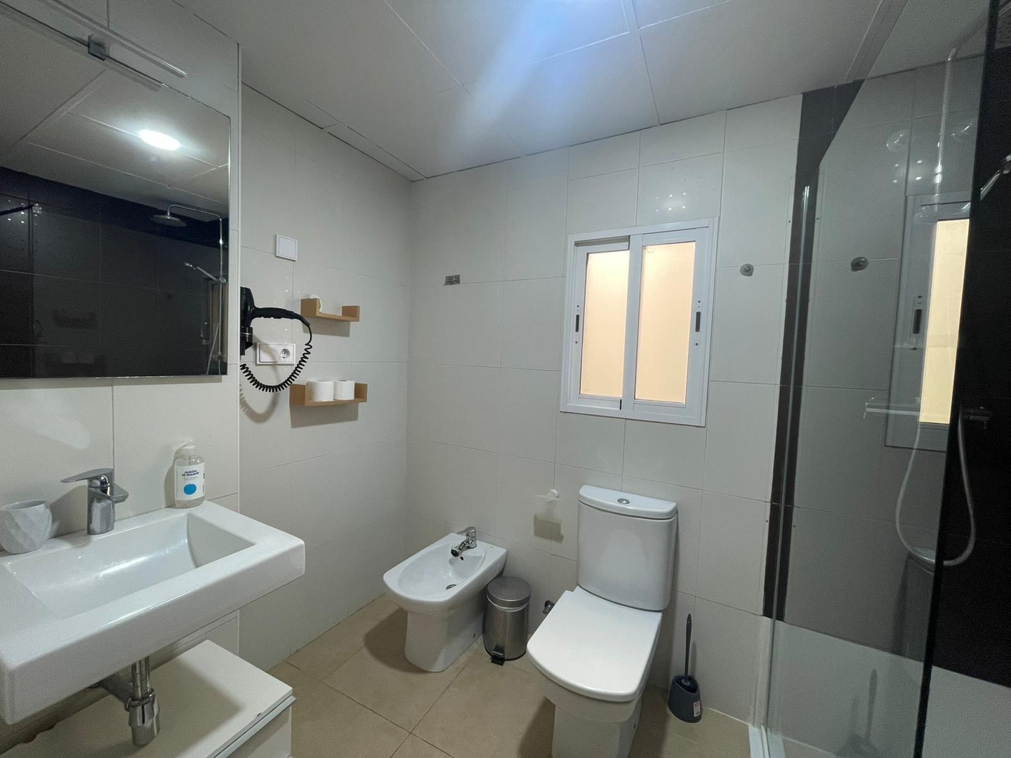 VLC HOST - Poeta Llombart 7 16 VLC Host