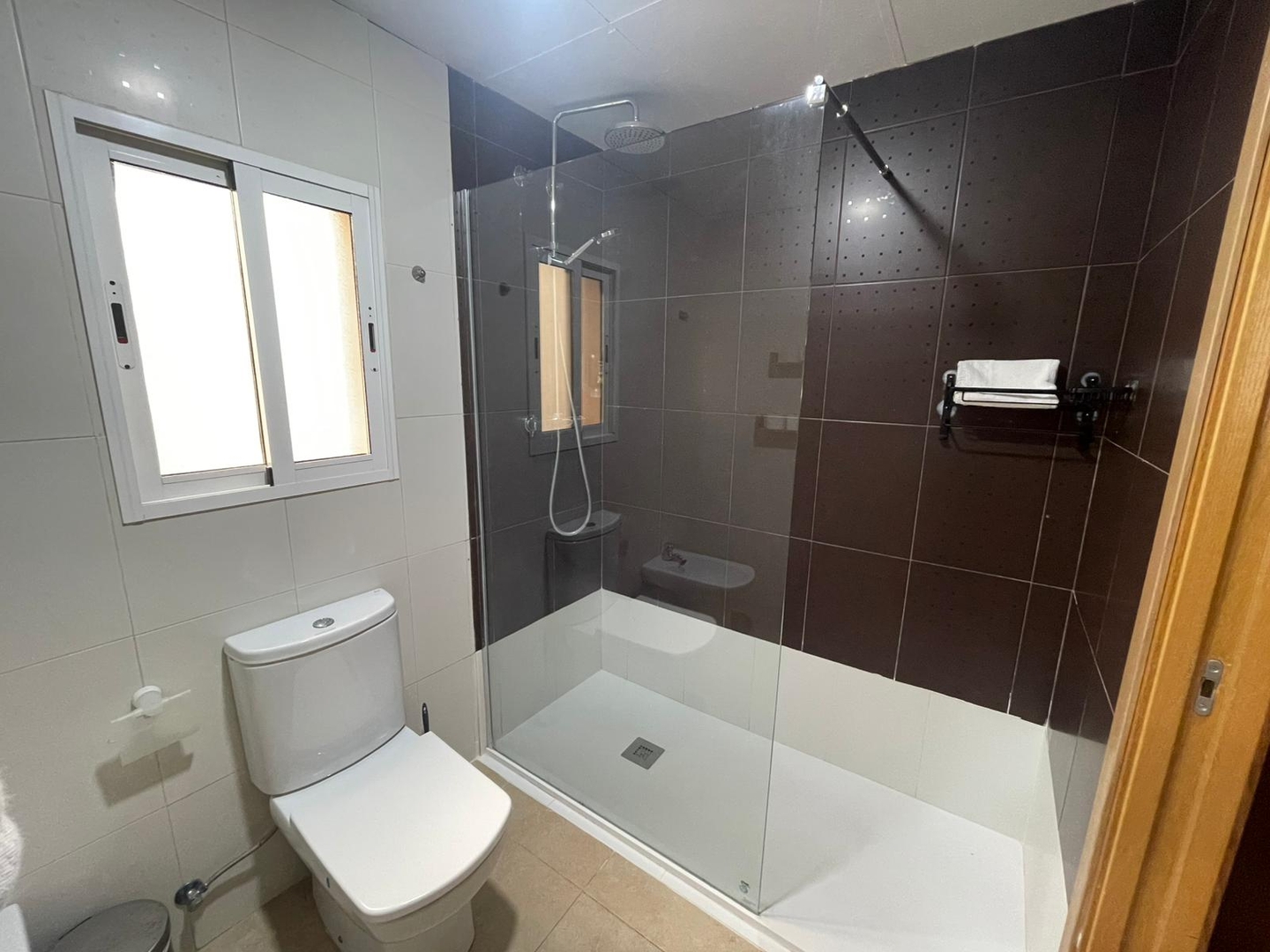 VLC HOST - Poeta Llombart 7 15 VLC Host