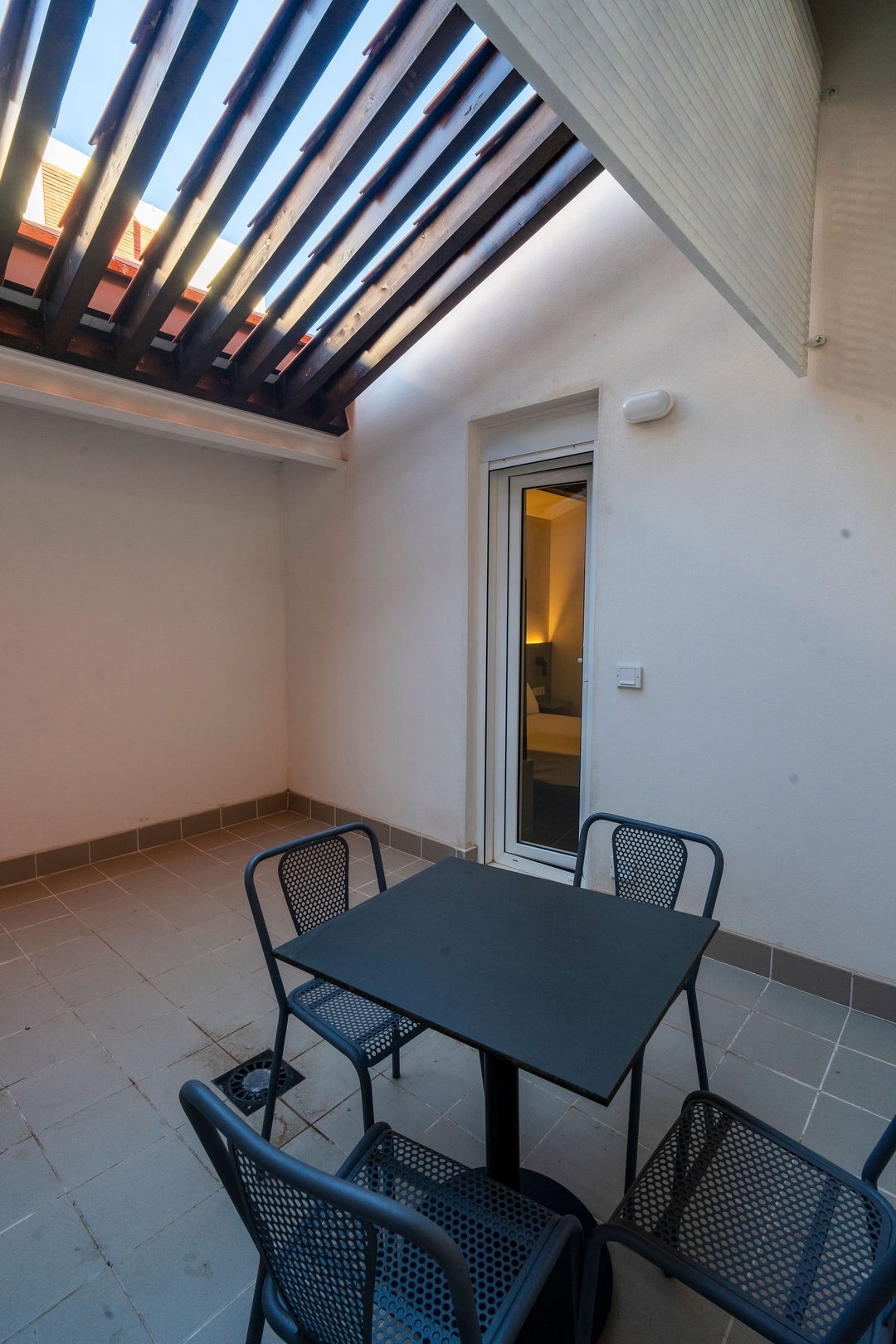 VLC HOST - Reina 168 Duplex 13 41 VLC Host