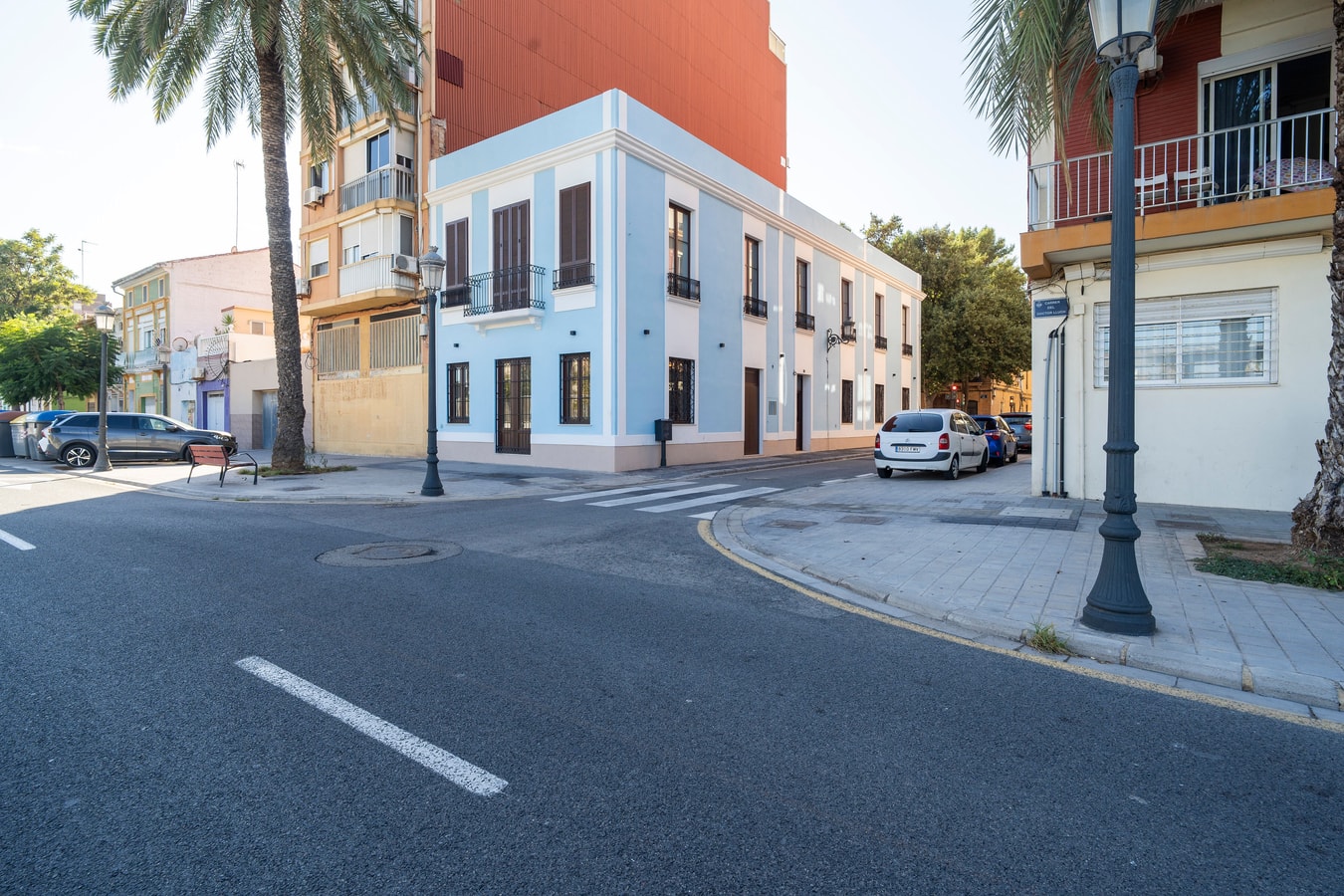 VLC HOST - Reina 168 3 (No Kitchen) 27 VLC Host