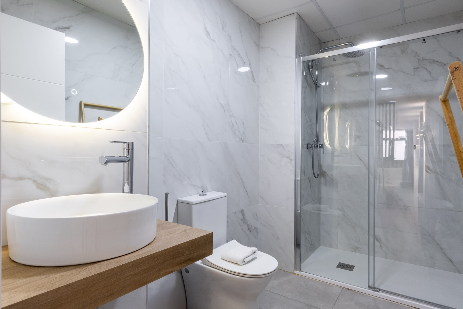 VLC HOST - San Jacinto C 23 VLC Host