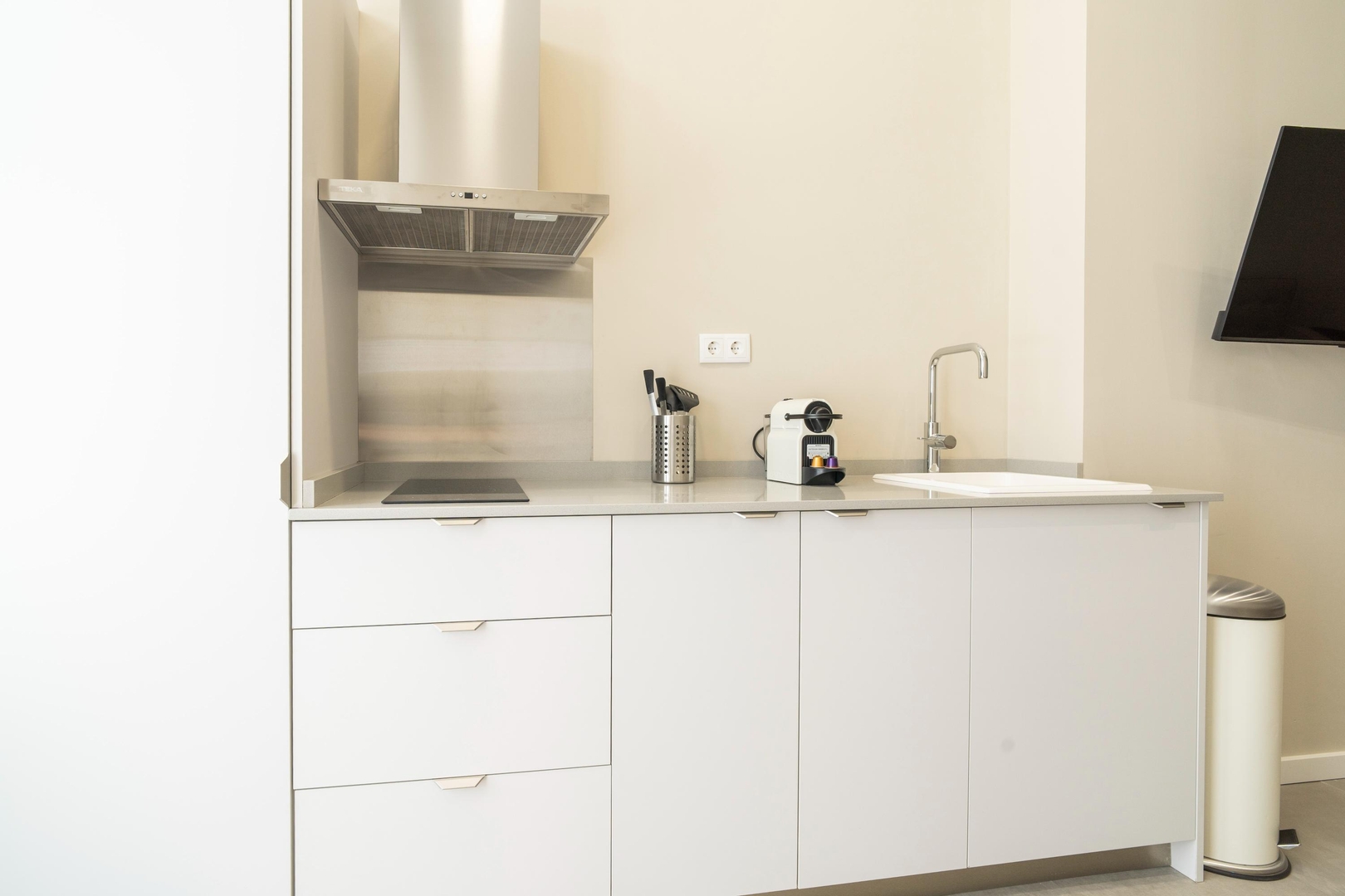 VLC HOST - Sumsi B 14 VLC Host