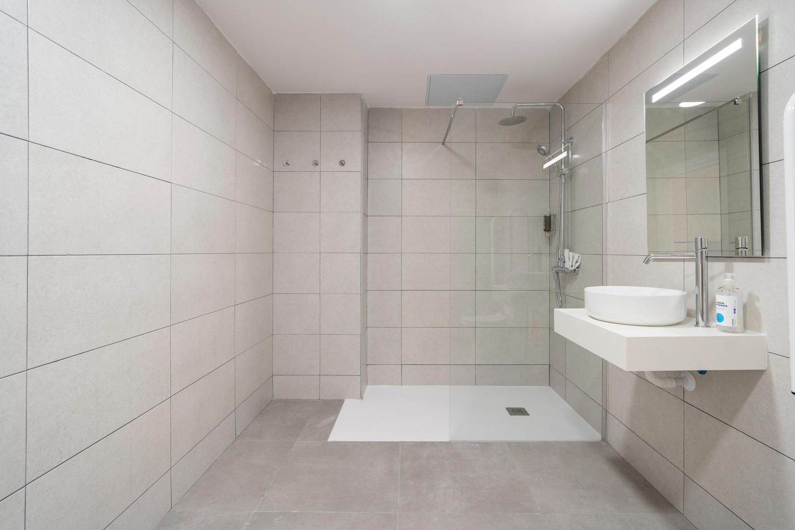 VLC HOST - Sumsi A 8 VLC Host