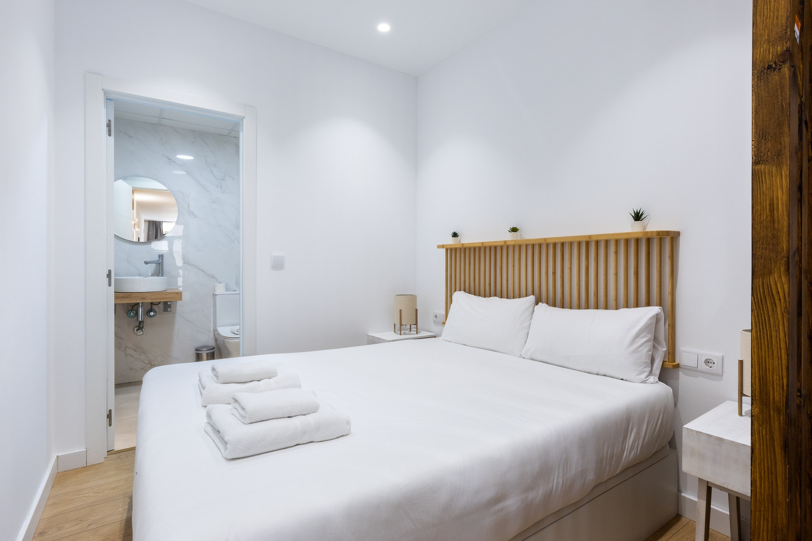 VLC HOST - San Jacinto B 15 VLC Host