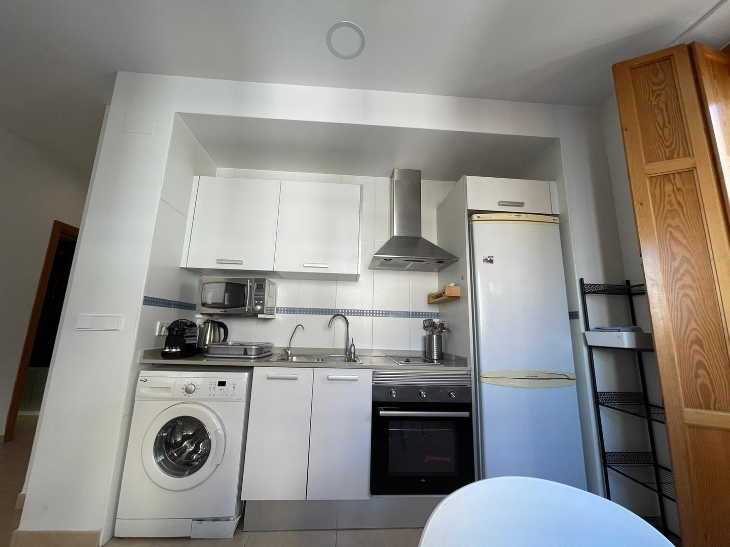 VLC HOST - Poeta Llombart 7 11 VLC Host