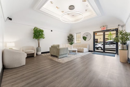 Merged 2 Units – A Spacious 2BR Perfect for Groups 2 Bay Ridge Hotel