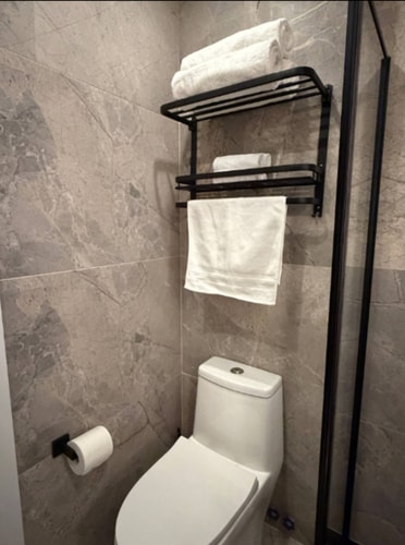 Brooklyn Hideaway | Gym, Game Room & Easy Transit 22 Bay Ridge Hotel