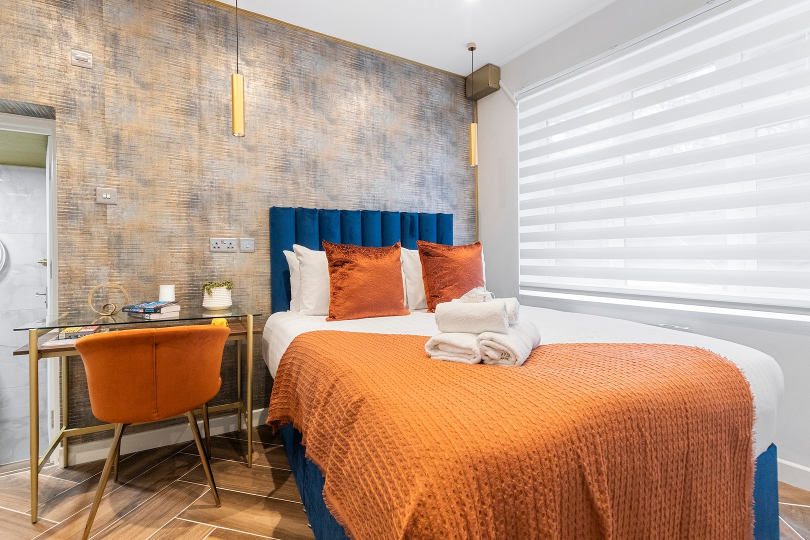 Adventure Awaits: Central London Studio - East Croydon