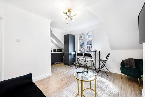 Awesome Loft Flat - Seconds to London’s Best Park! 12 Flataway