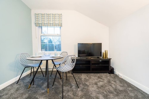 Fresh and Relaxing 1 BD Flat 17 Flataway