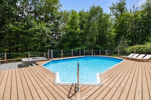 Upper Saddle River Resort w Pool, Hot Tub & Lake 78 Flataway